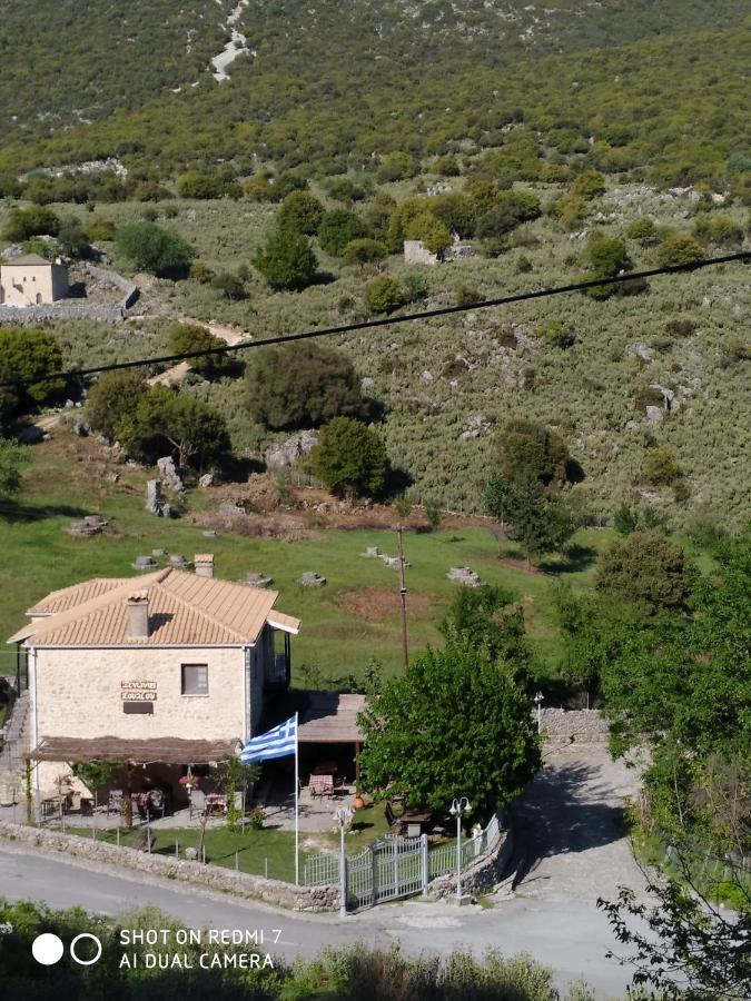XENONAS SOULIOU - B&B