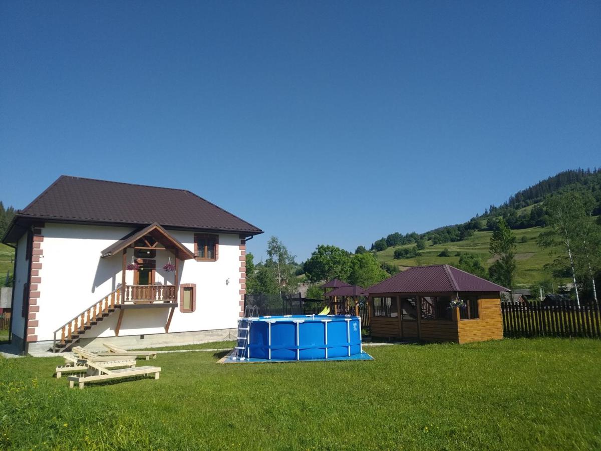 Гірська Домівка - B&B