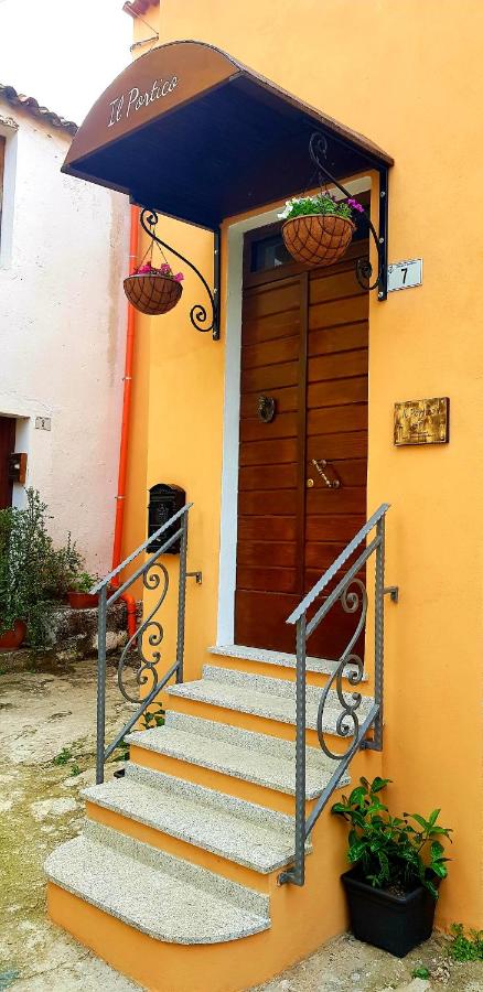 Il Portico Rooms - B&B