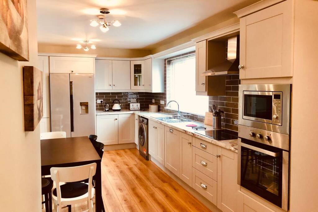 Beautiful modern home in the heart of Leitrim - B&B Leitrim