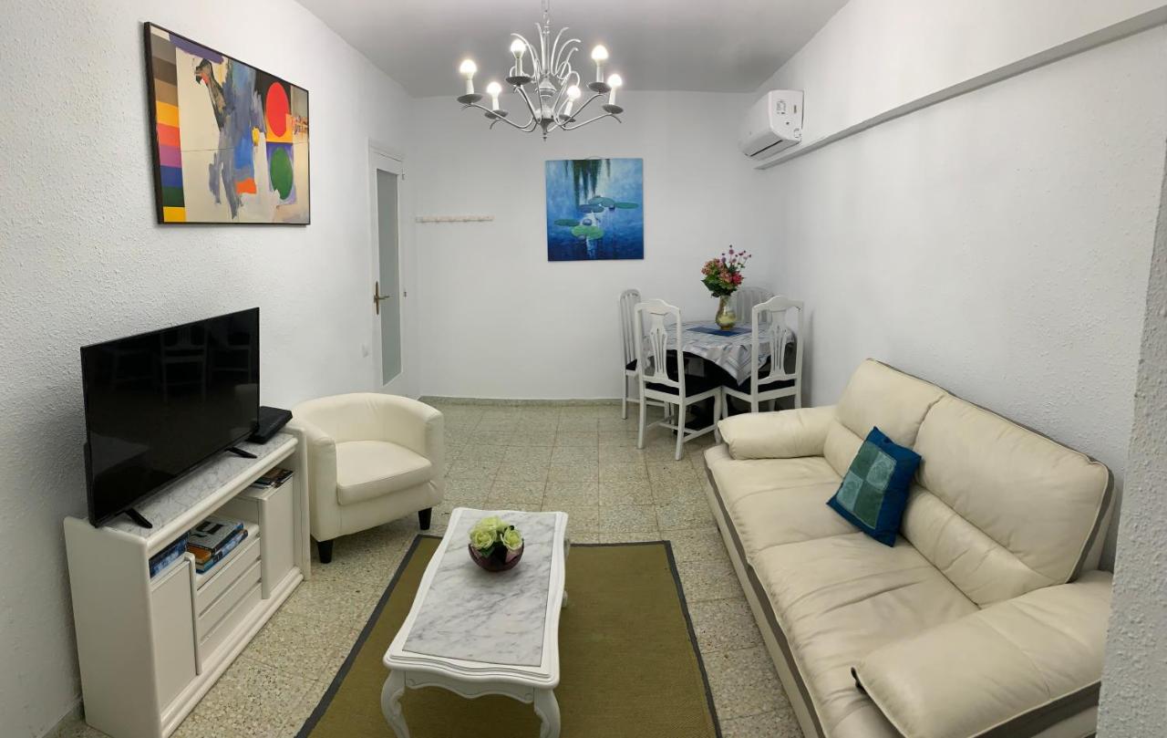 Perfect Space to Relax 3 Bedroom Apartment with Balcony E2EV - Bed and Breakfast