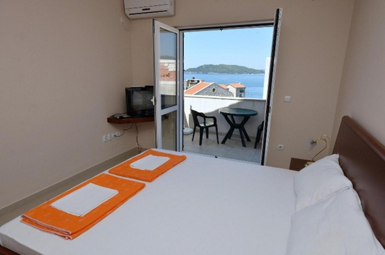 Doppelzimmer mit Balkon und Meerblick - oberste Etage