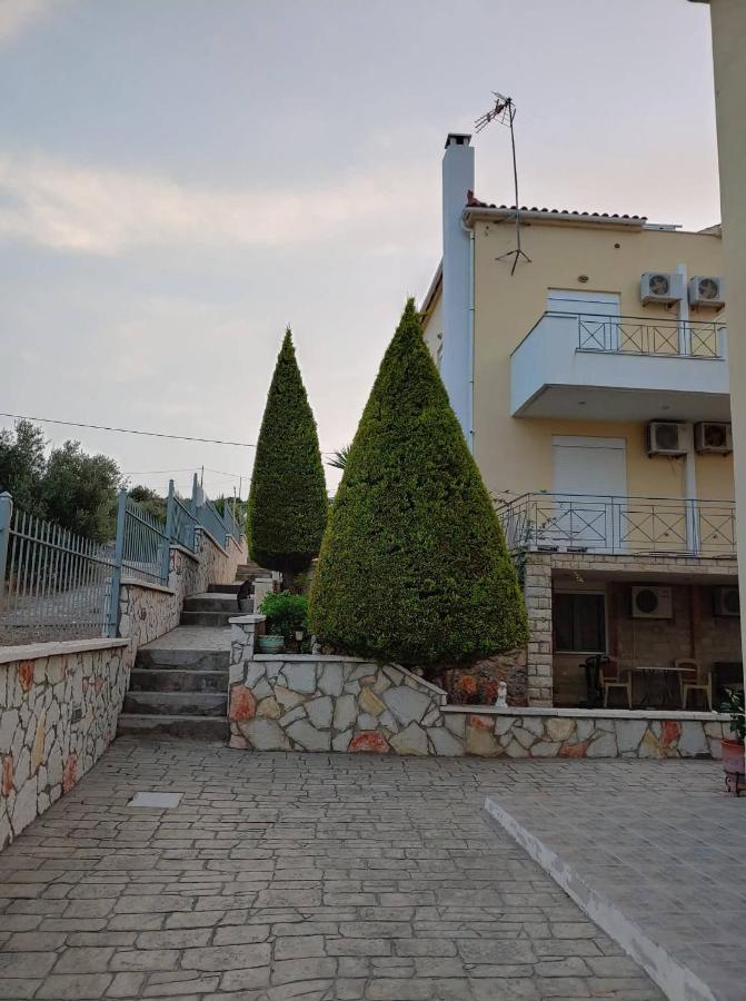 Maisonette with Side Sea View