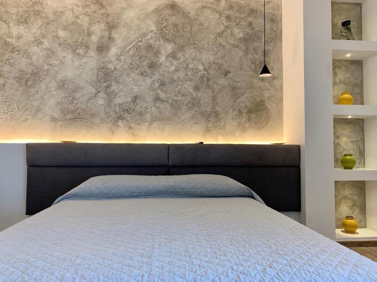 Deluxe Suite with Sea View