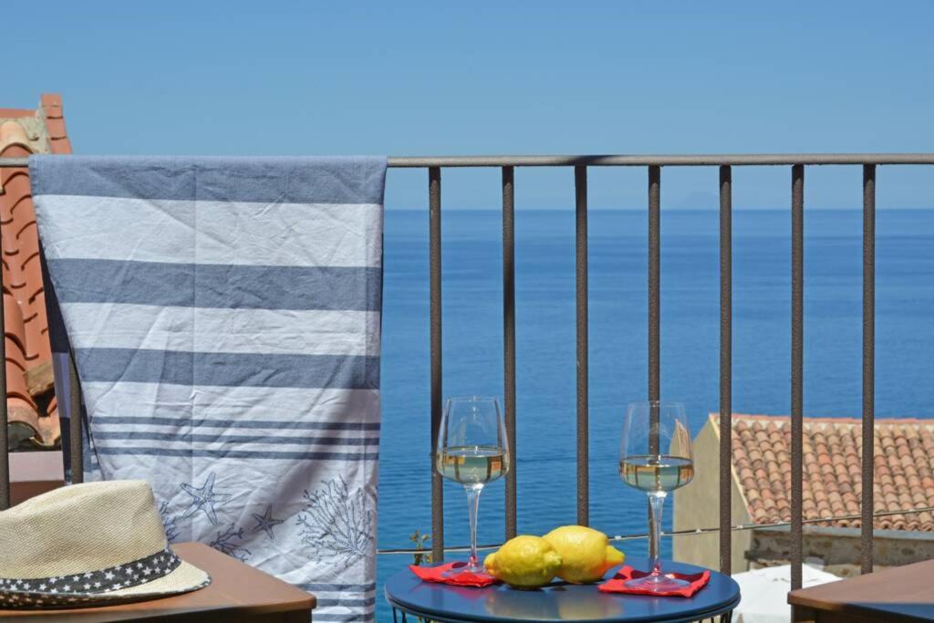 Donna Luna Terrazza S Ambrogio - B&B Sant'Ambrogio