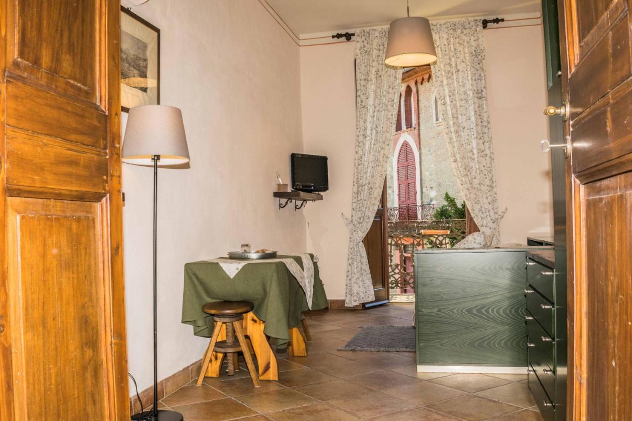 Einzelzimmer mit Balkon