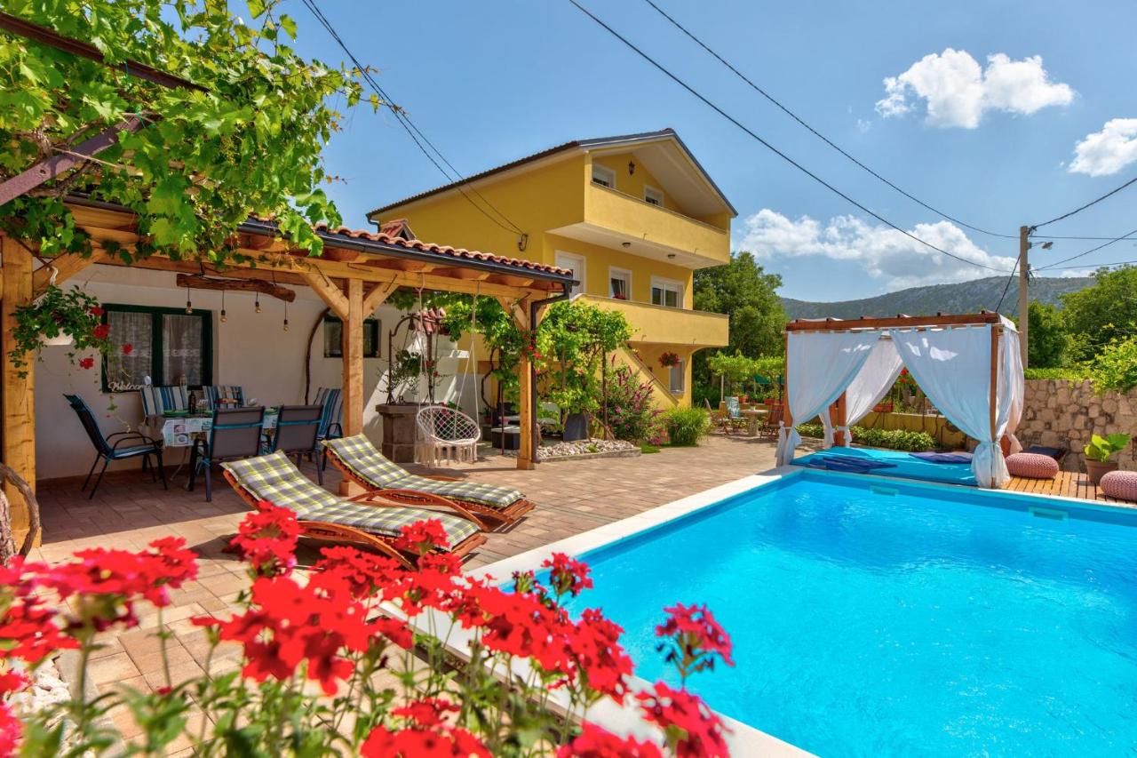 VILLA ANDELIKA - B&B Drivenik