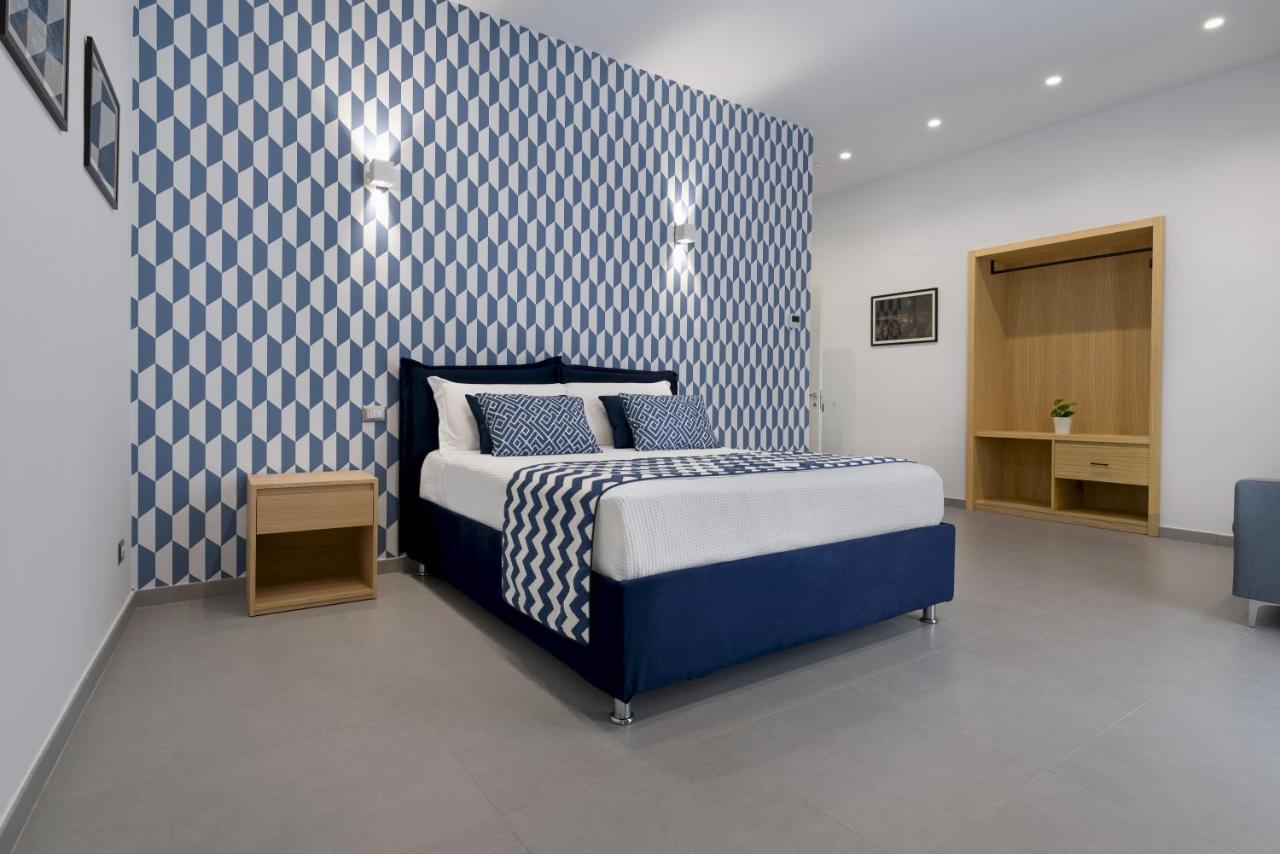 HSuites Luxury B&B - B&B