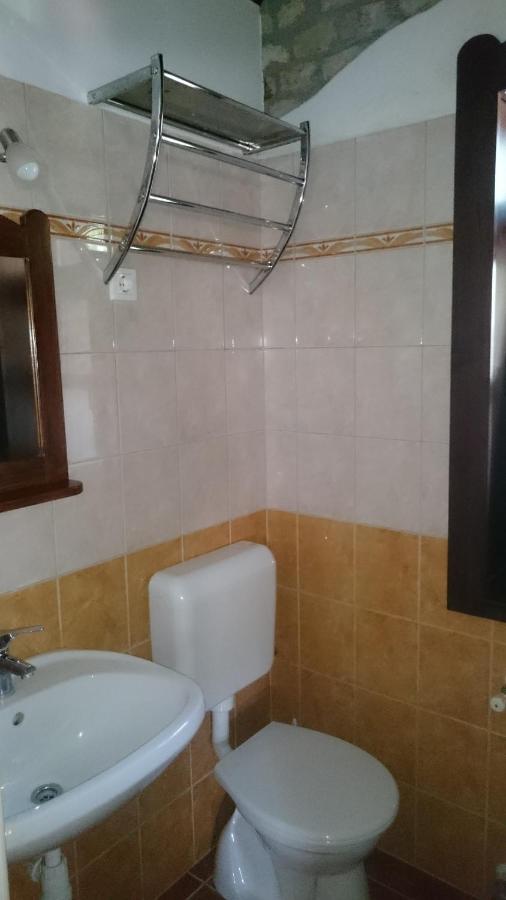 Quadruple Room with Private Bathroom