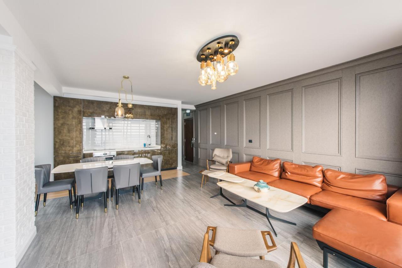 Two-Bedroom Apartment with Sea View and Balcony