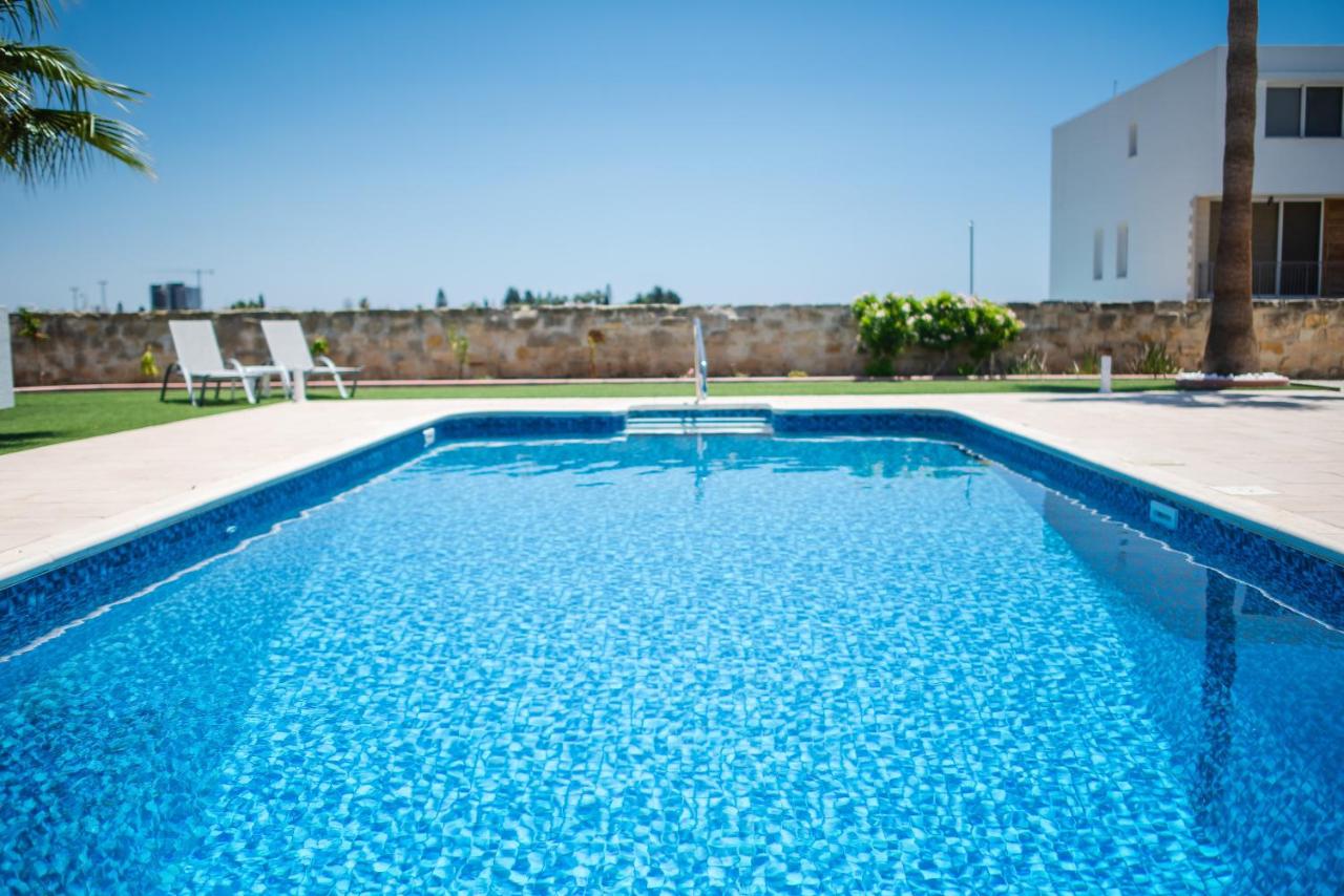 Dene Hollow Oroklini - Chambres d’hôtes Voróklini