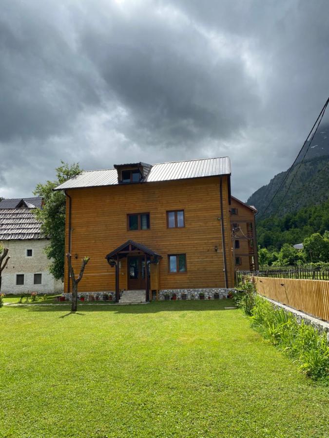 Guesthouse Mehmeti - B&B