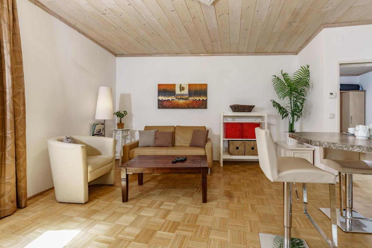 B&B Salzburg - Easyapartments Altstadt 1 - Bed and Breakfast Salzburg