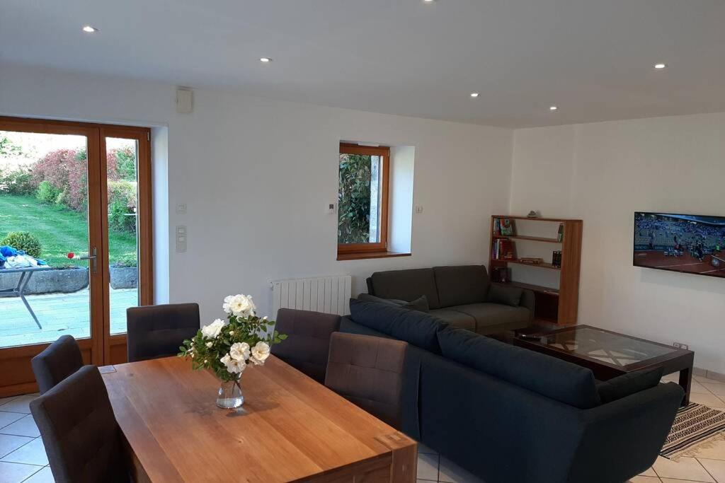 LA MAISON BLEUE - Bed and Breakfast