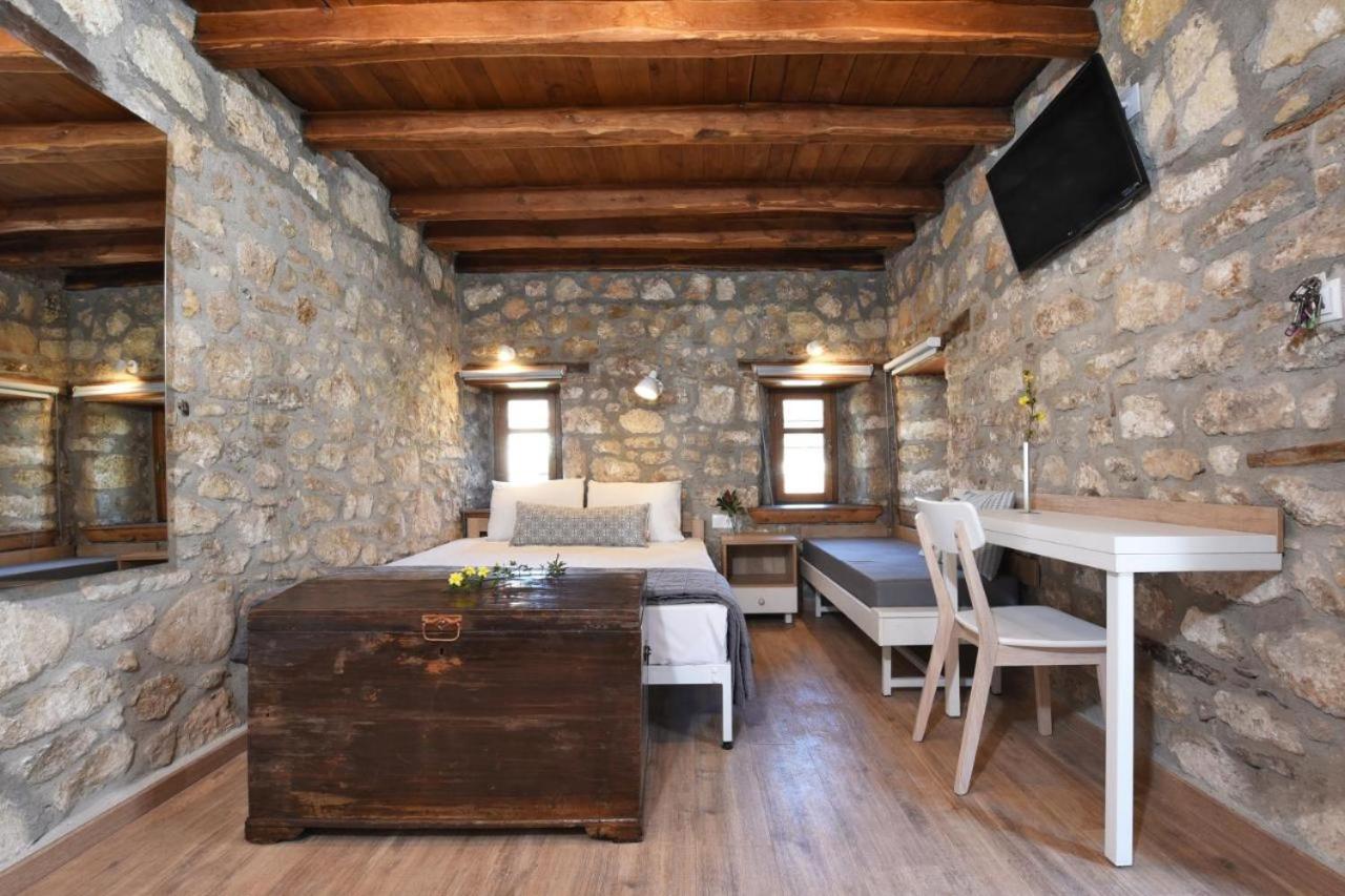 Comfort Triple Room