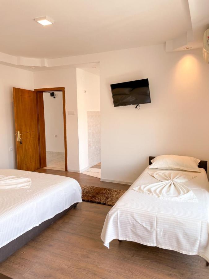 Doppelzimmer mit Balkon