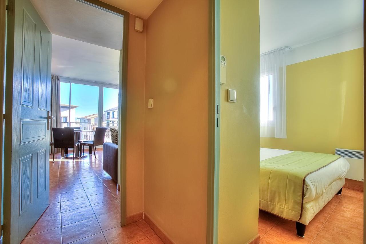 Appartement Port Prestige - terrasse - piscine - parking - B&B