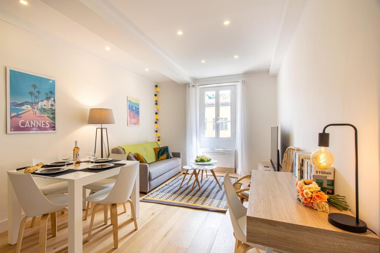 JJ8 - MAGNIFIQUE 3PIECES, ENTIEREMENT RENOVE, CLIM, VIEUX-NICE - Chambres d’hôtes