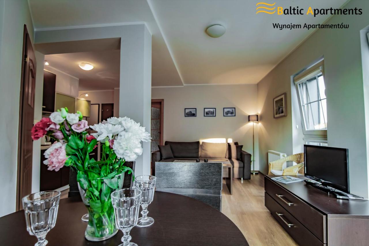 One-Bedroom Apartment with Terrace - 30