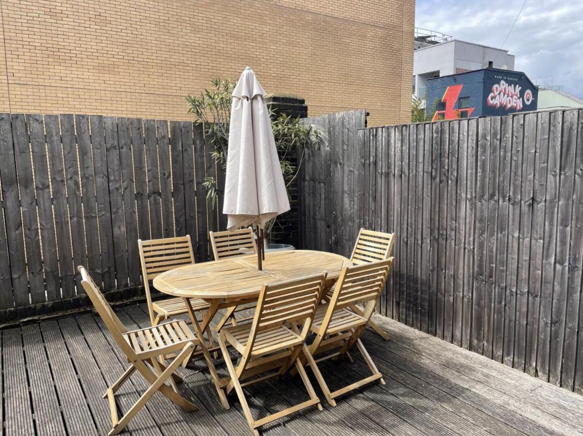 Central London Charming Camden Split Level Home - B&B