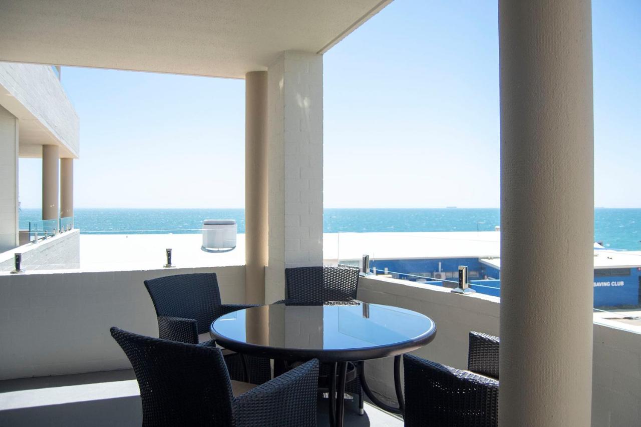 B&B Perth - Cottesloe Beach View Apartments #7 - Bed and Breakfast Perth