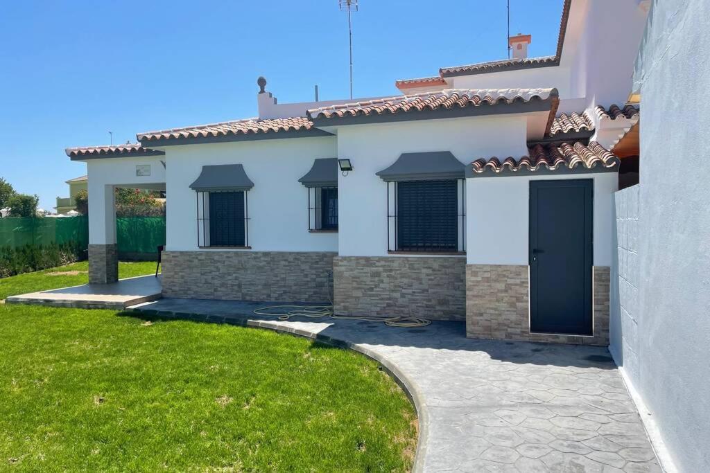 La Juli, Exclusivo chalet nuevo, de lujo - B&B Matalascañas