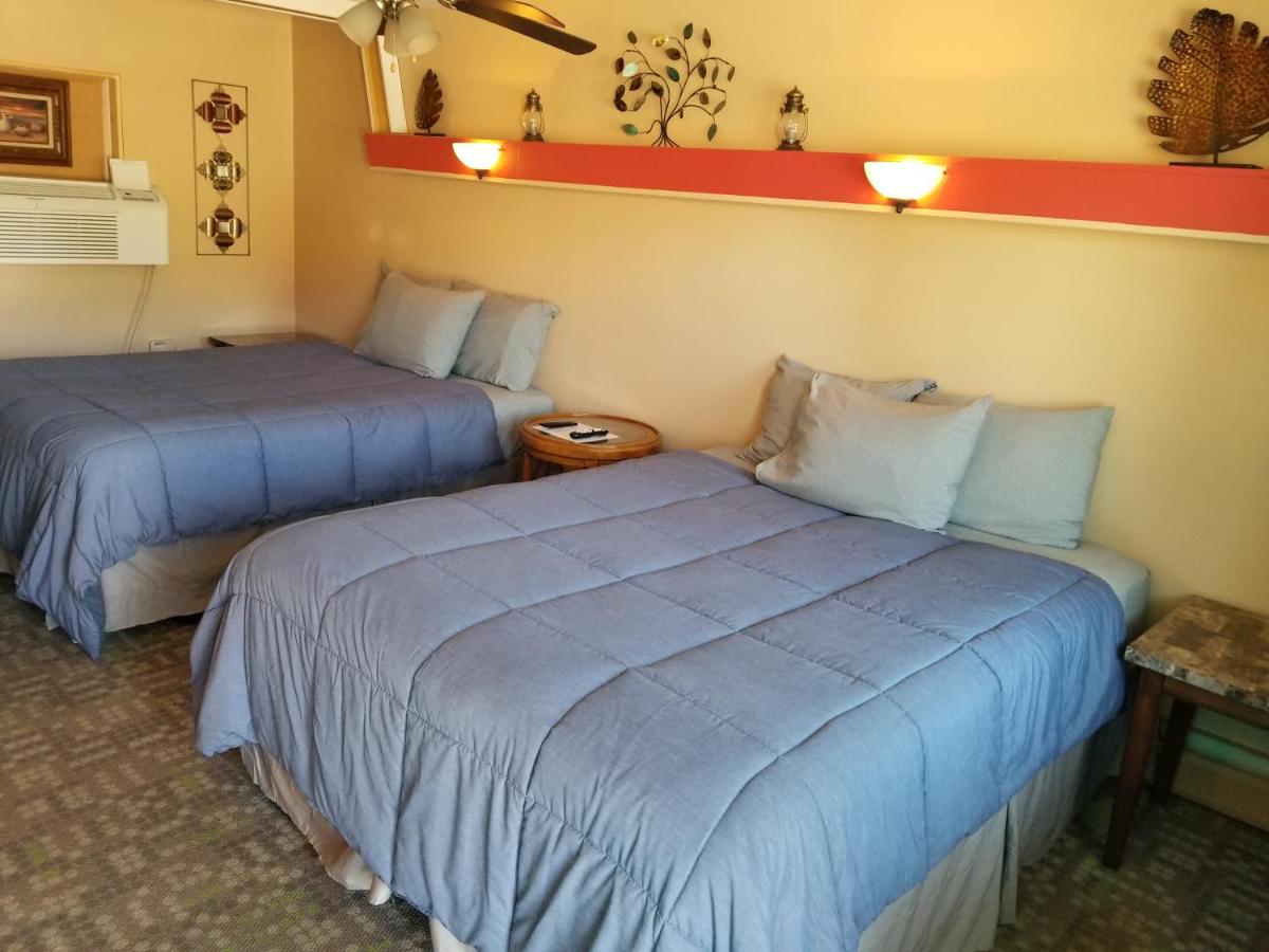 Standard Queen Room
