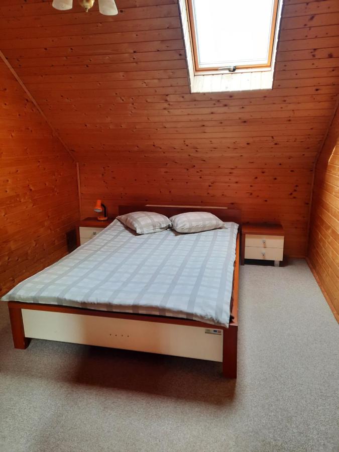 Standard Double Room with Shared Bathroom