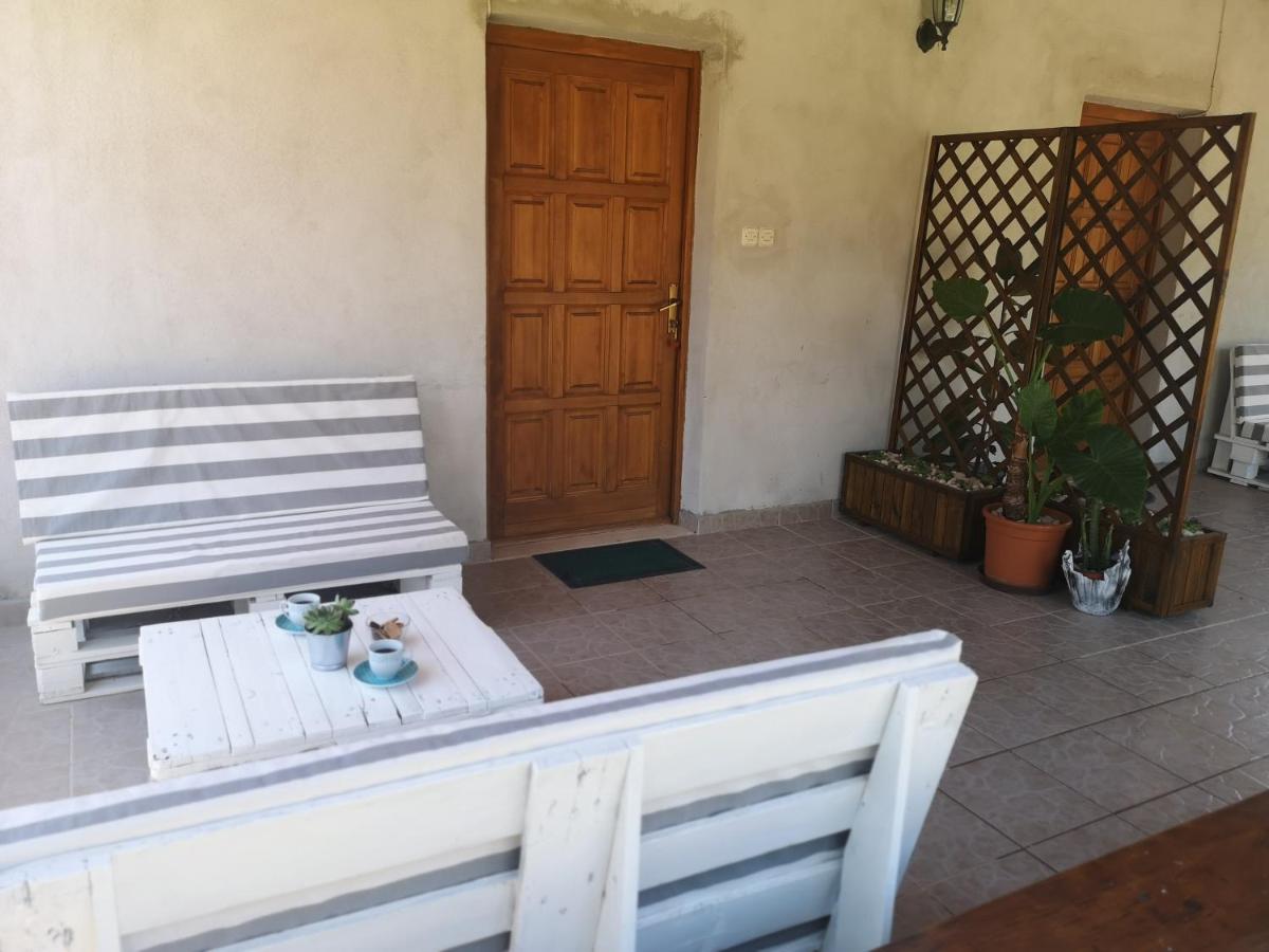 Driepersoonskamer met Eigen Badkamer