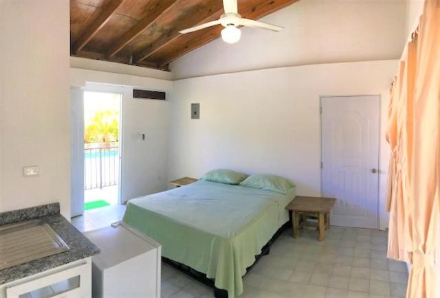 B&B Sosua, Cabarete - Bungalow 17 Cozy room at just steps from the beach and in town center - Bed and Breakfast Sosua, Cabarete