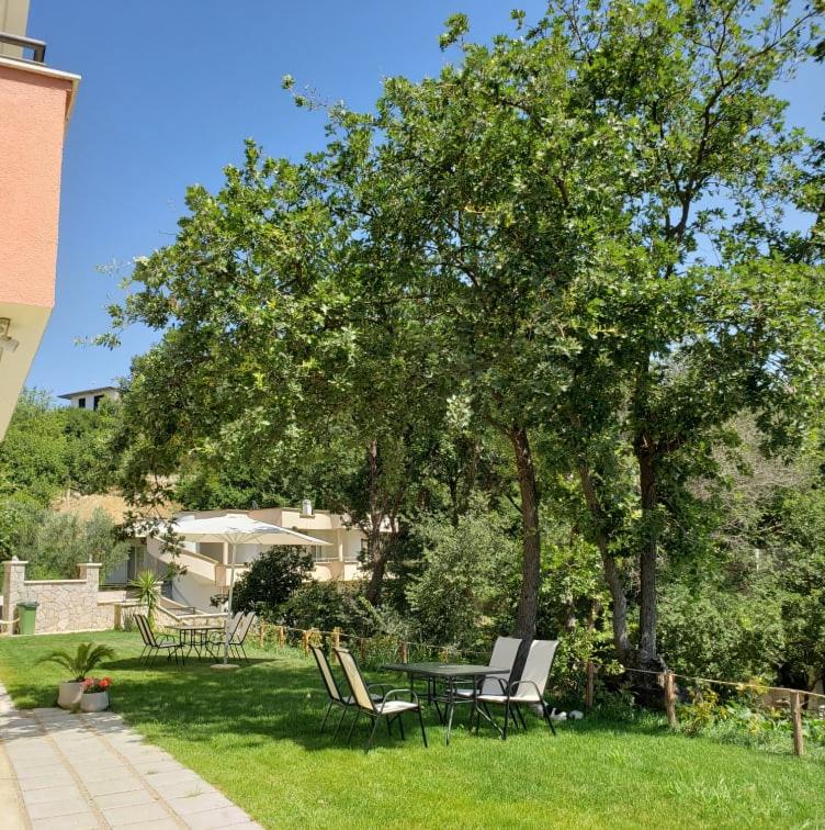 Apartment mit 1 Schlafzimmer und Garten