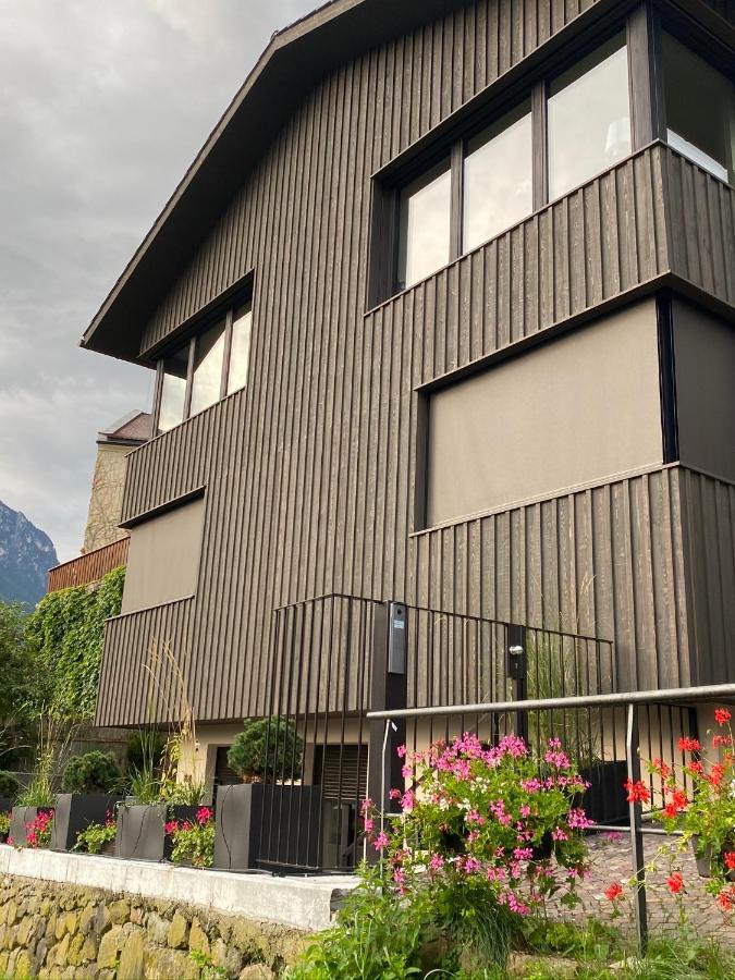 Casa sciliar blu centro paese - B&B