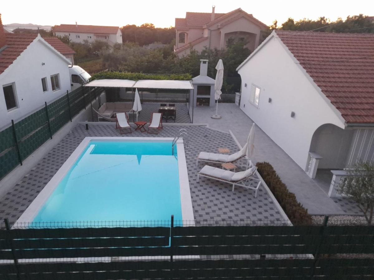VILLA FAMILY SUKOŠAN, ZADAR - B&B