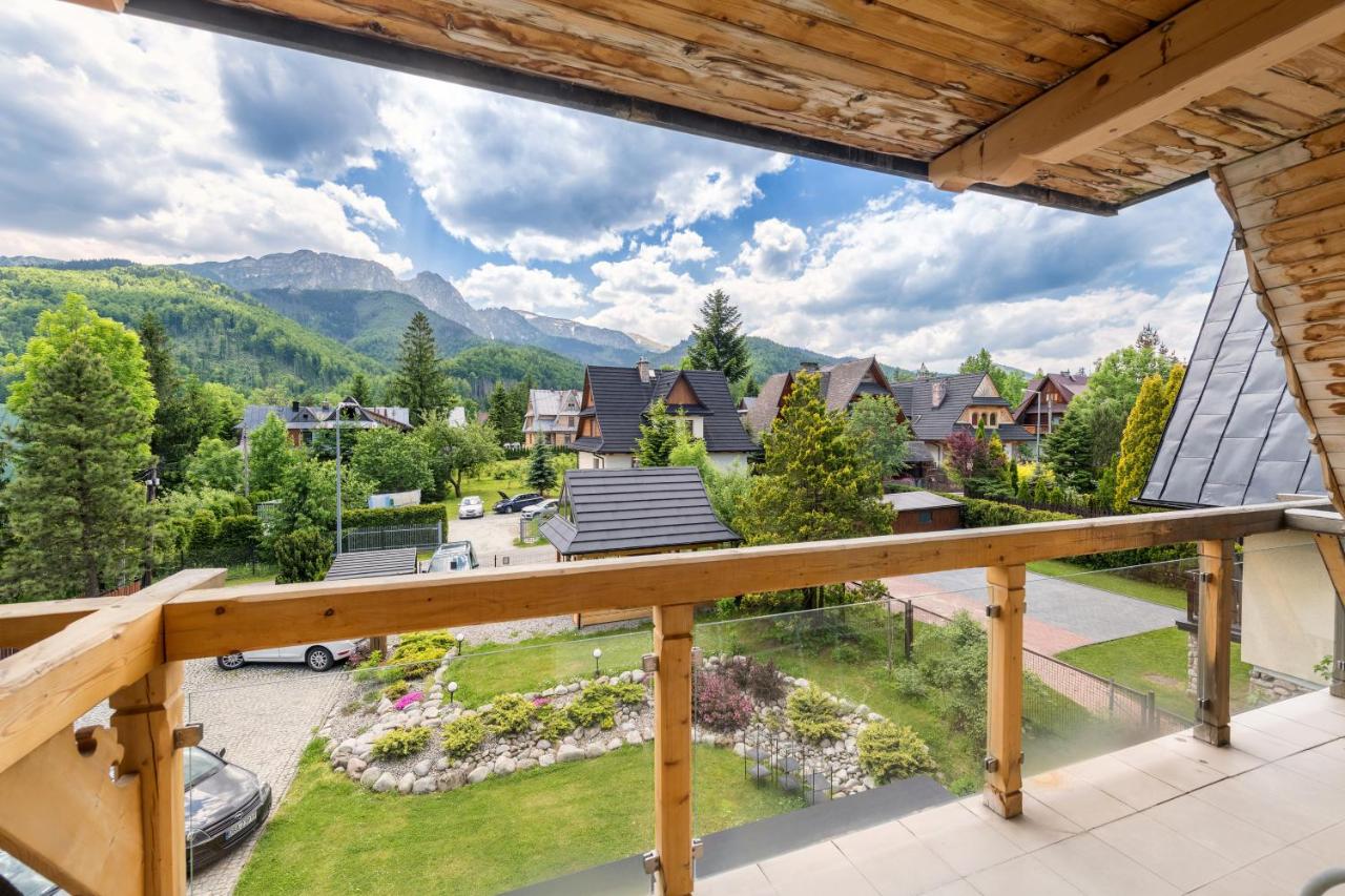 Apartamento con balcón