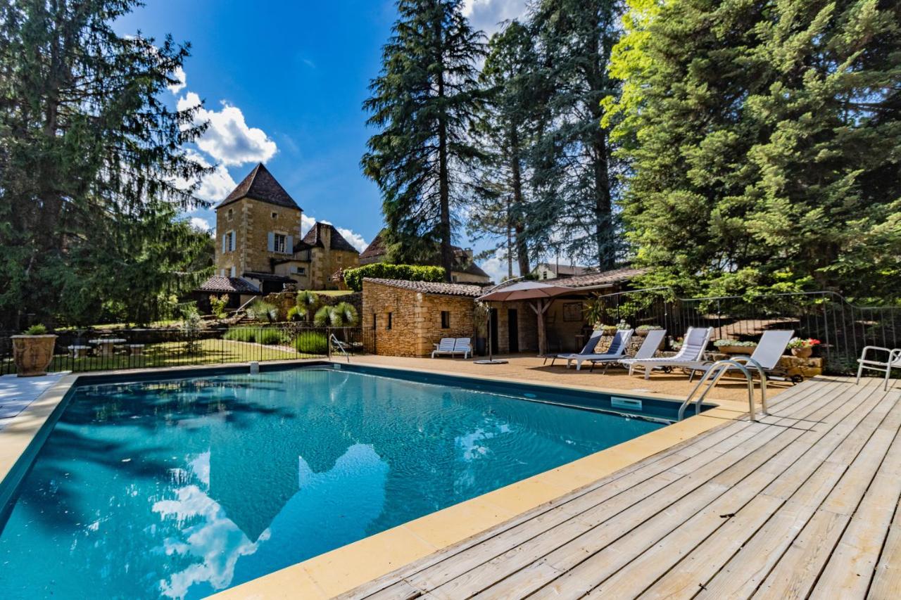 B&B Carsac-Aillac - Villa avec piscine sur le domaine d'un château - Bed and Breakfast Carsac-Aillac