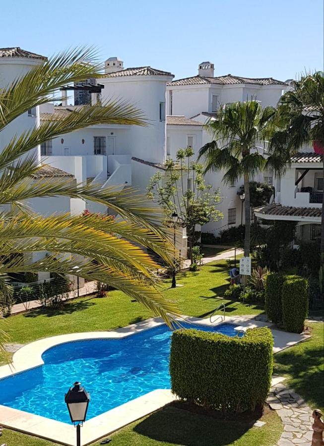 Los Naranjos close to Puerto Banus - B&B