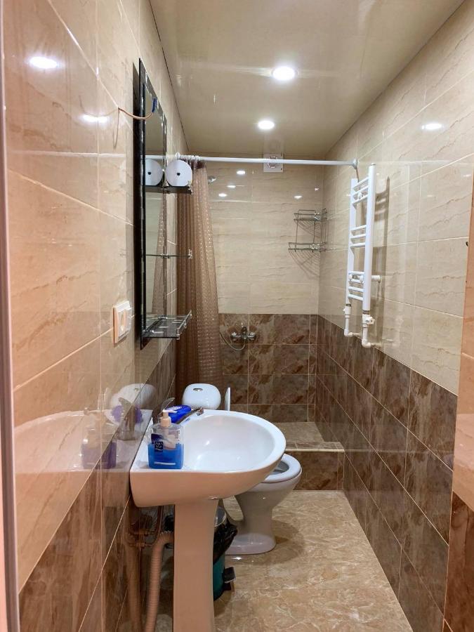 Camera Tripla con Bagno in Comune