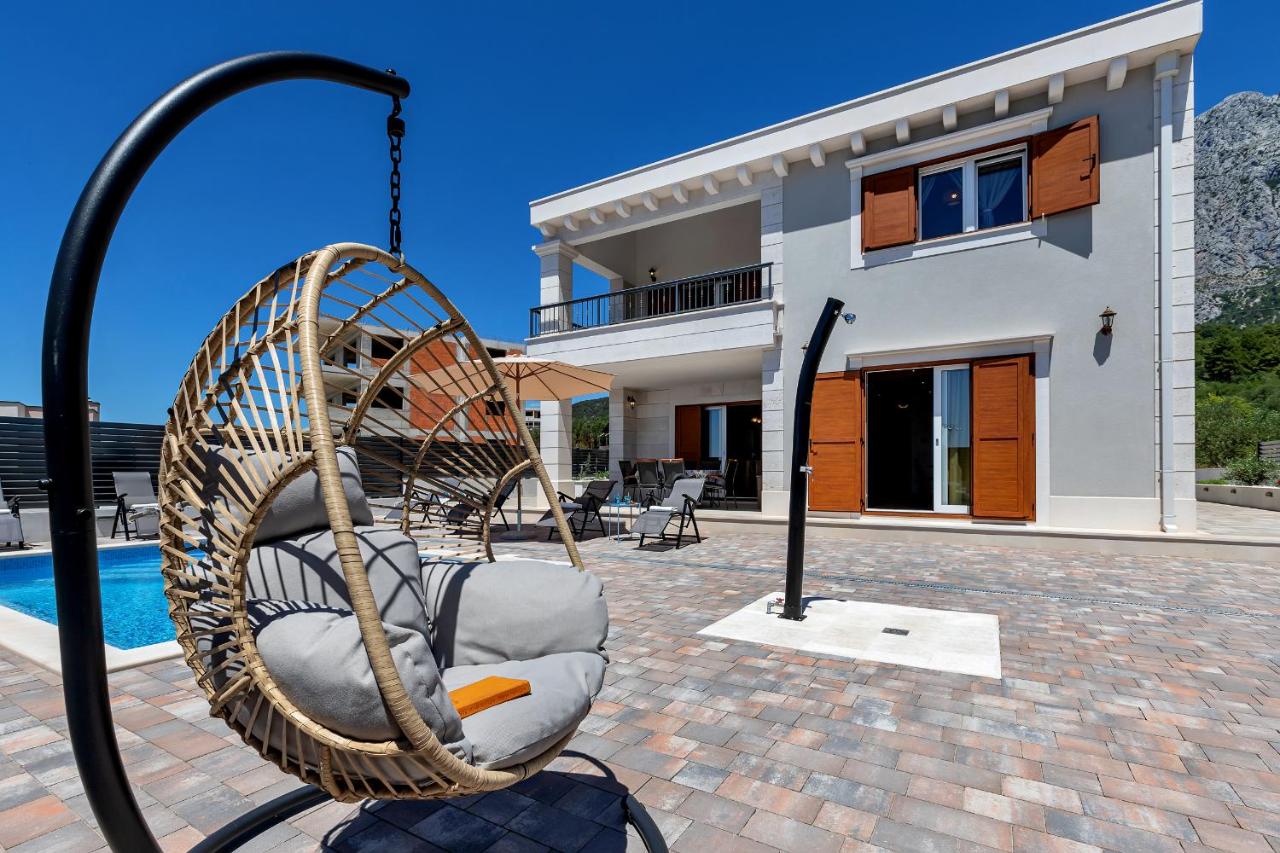 NEW! Milan's House with pool, Mediterranean - B&B Macarsca