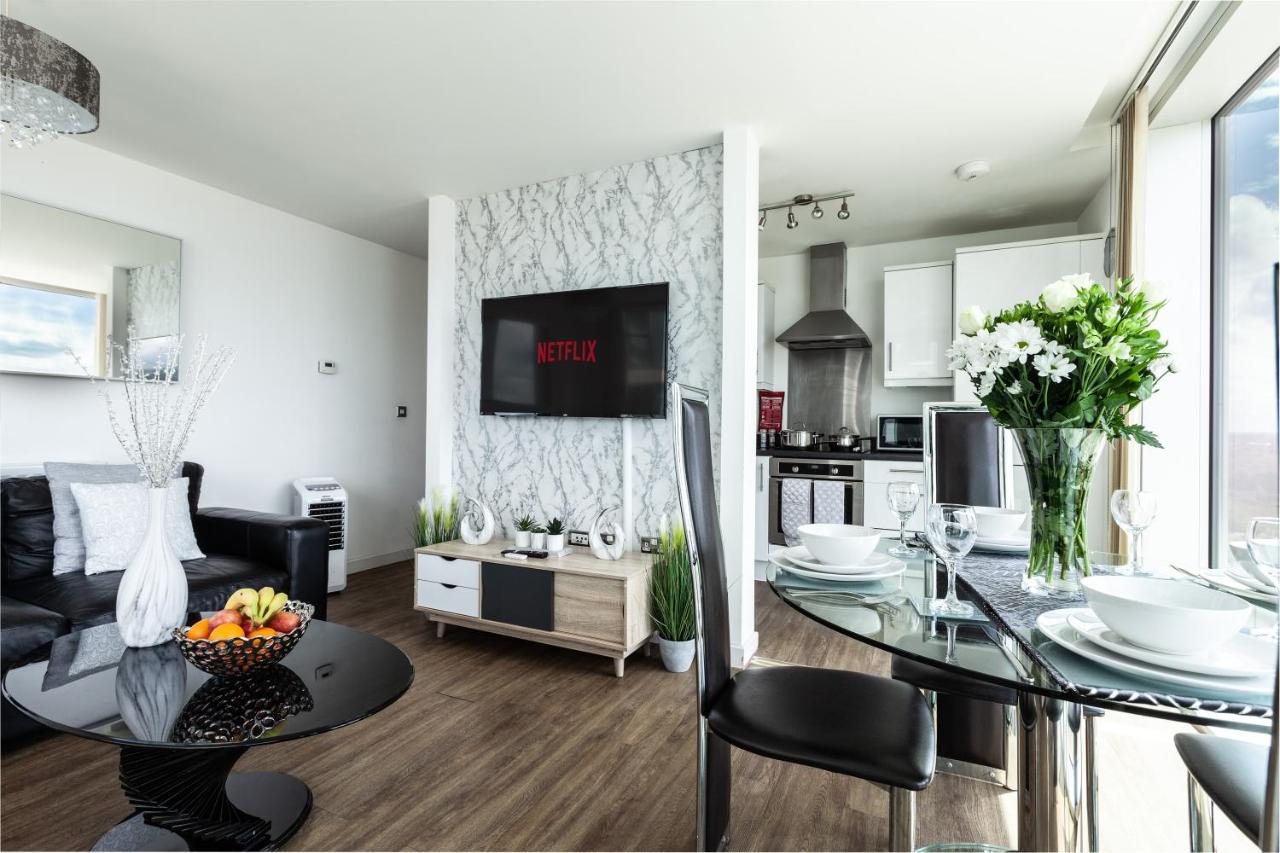 2 Bedroom 2 Bathroom Apartment in Central Milton Keynes with Free Parking - Contractors, Relocation, Business Travellers - B&B Milton Keynes