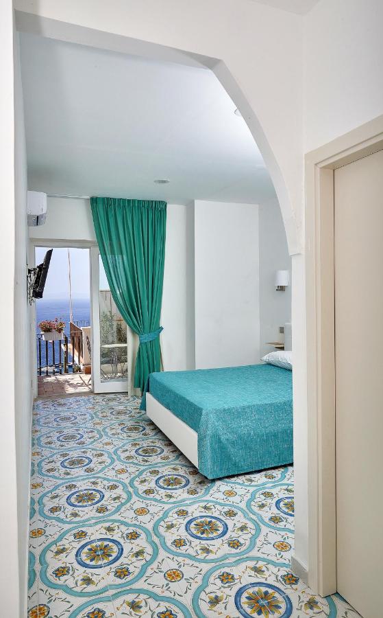 Malafemmena Guest House - B&B