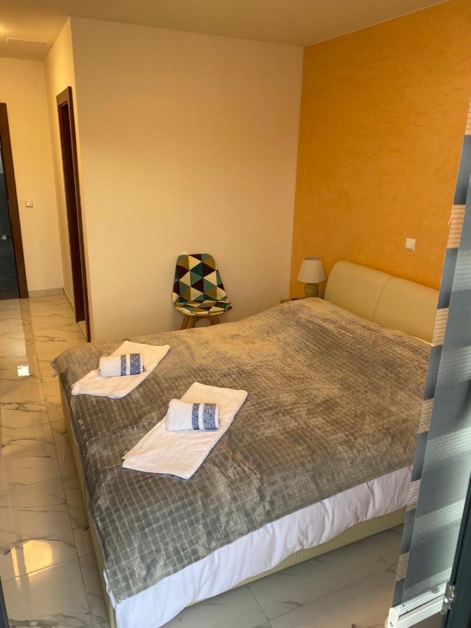 Belamionix motel - Ferienwohnung Šamac