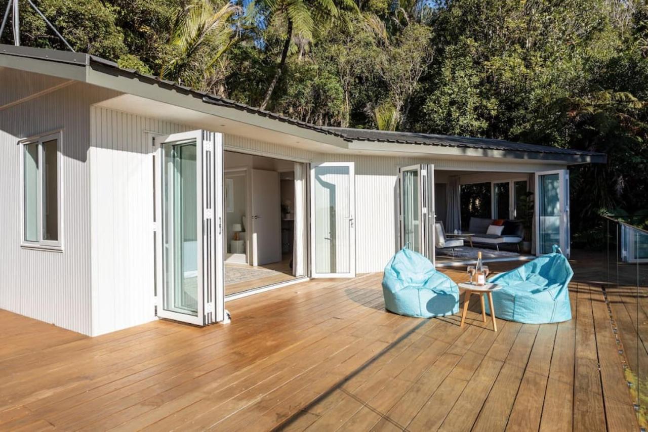 Tree-top luxury in the Waitakere Ranges - B&B