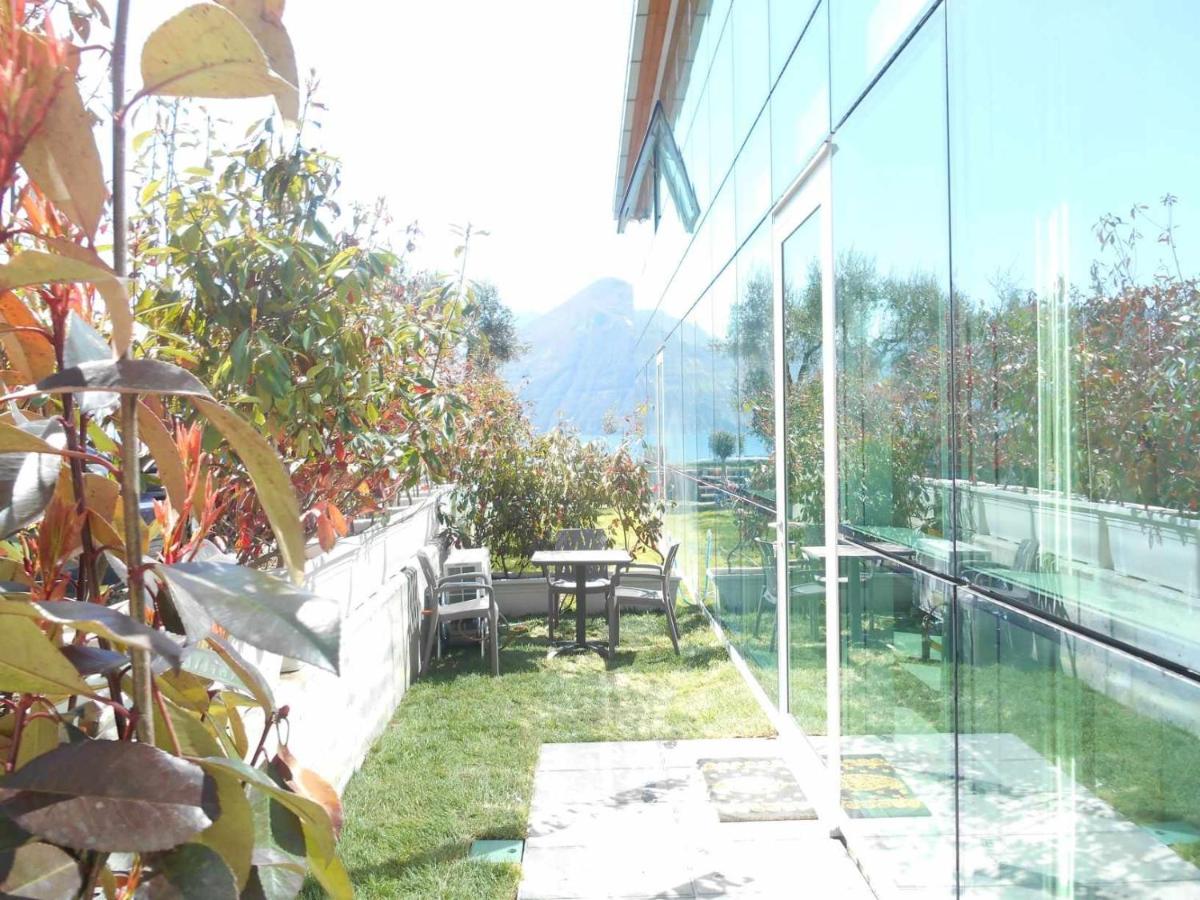 One-Bedroom Apartment with Patio