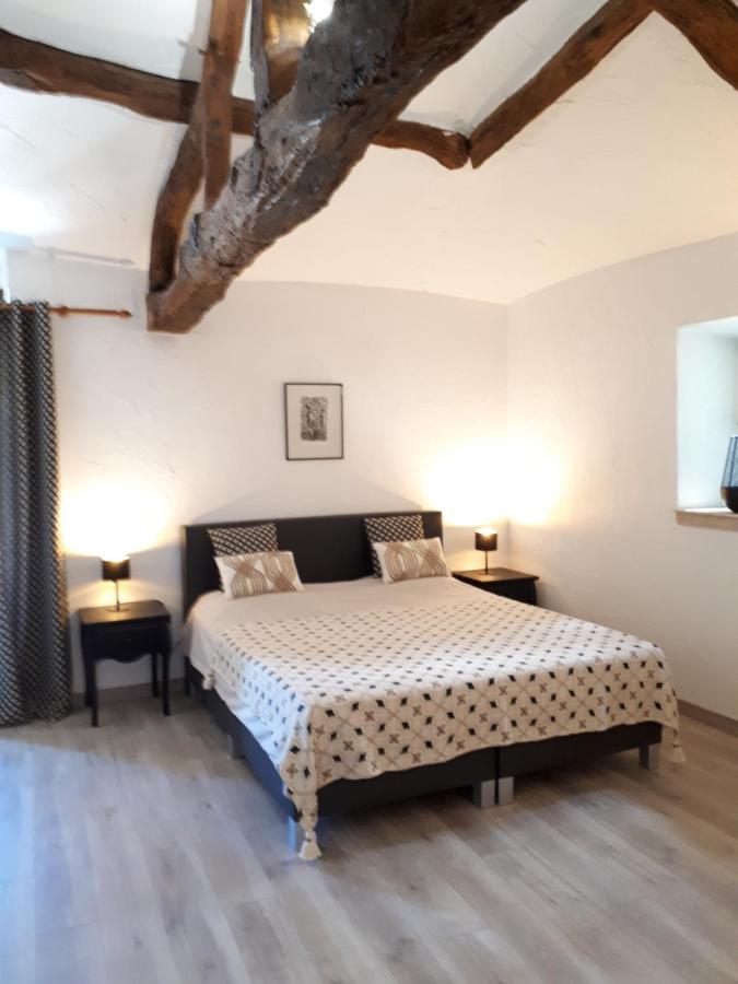 Doppelzimmer mit Gartenblick