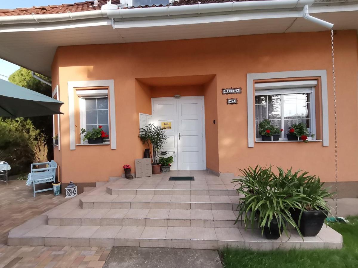 Marika Apartman - Ferienwohnung