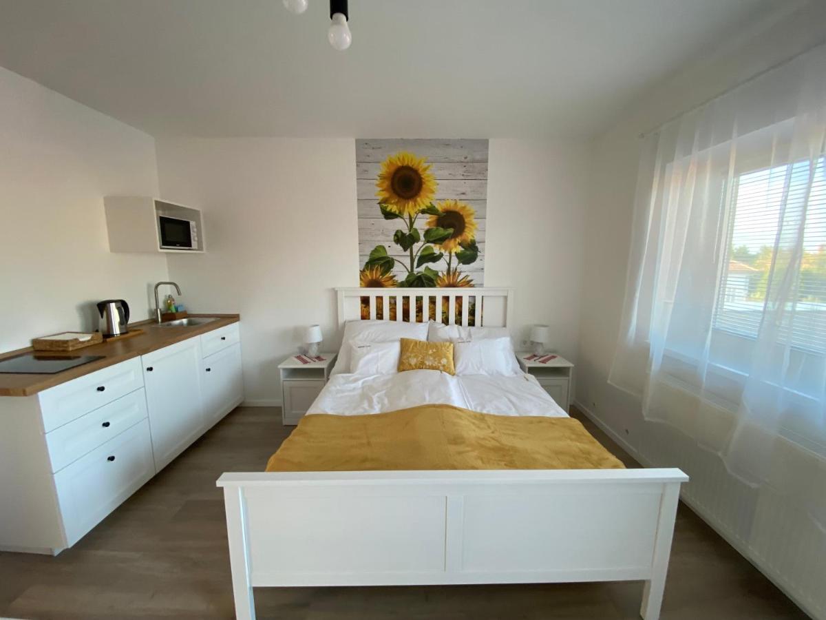 Queen Room with Balcony