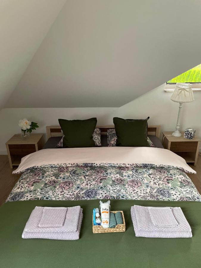 Doppelzimmer mit Gemeinschaftsbad