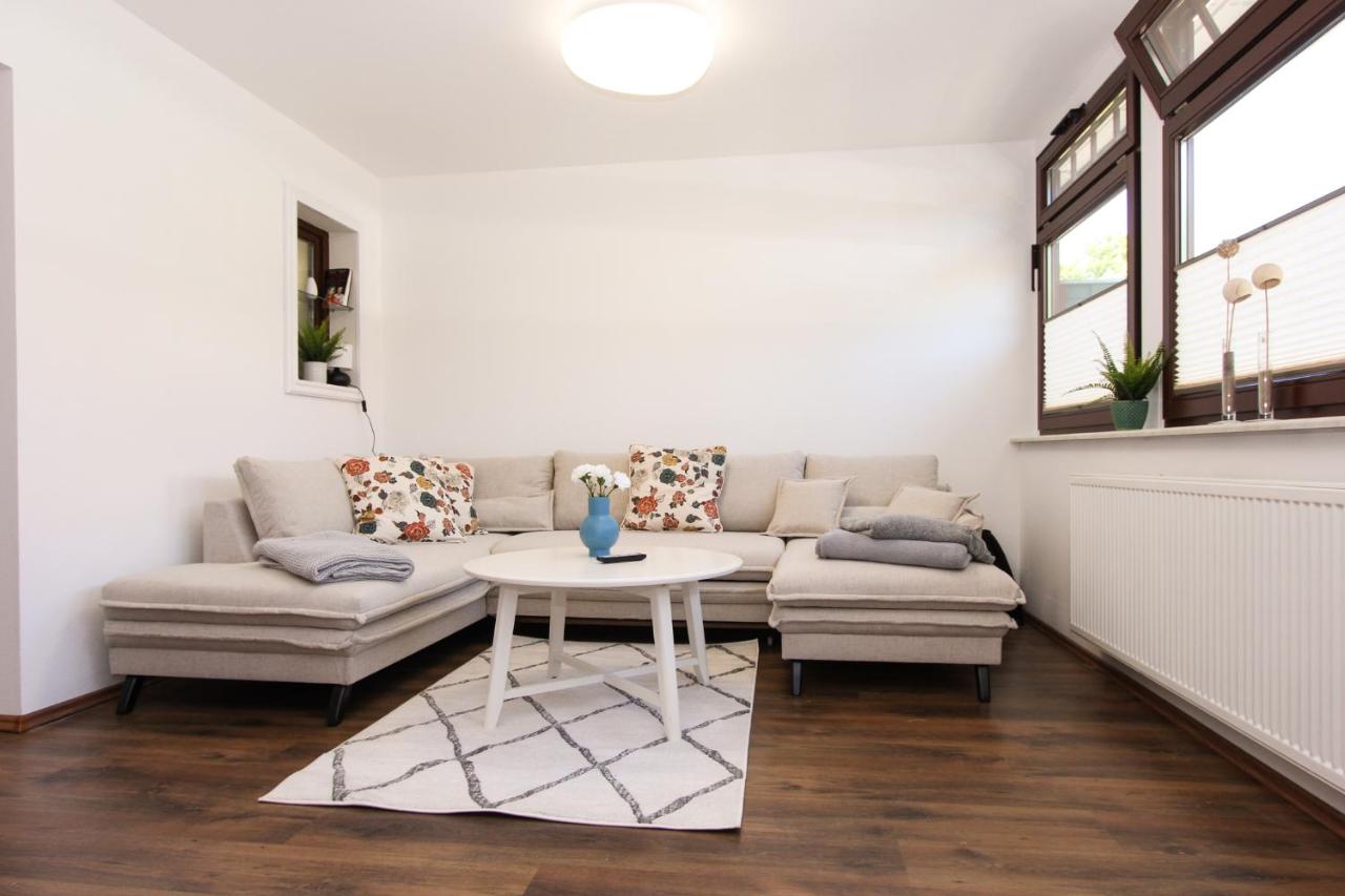 1 Ton Timmermanns Hus - Ferienwohnung Ostseebad Prerow