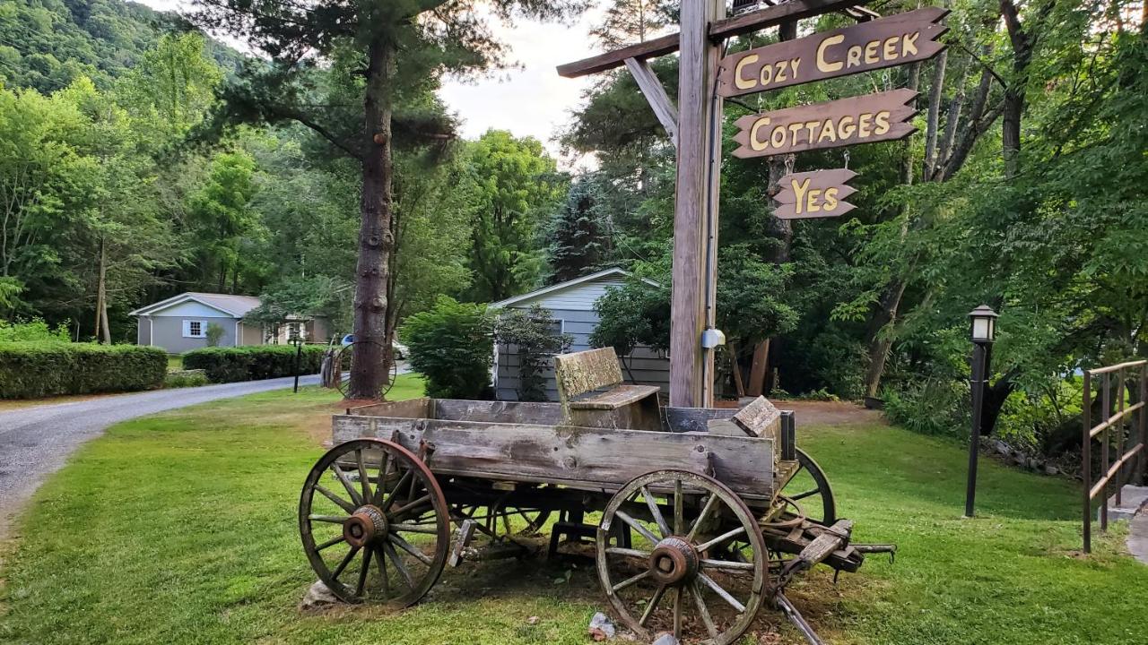 B&B Maggie Valley - Cozy Creek Cottages - Bed and Breakfast Maggie Valley