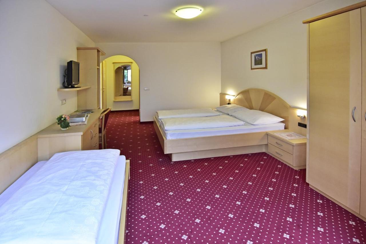 Twin Room with Balcony